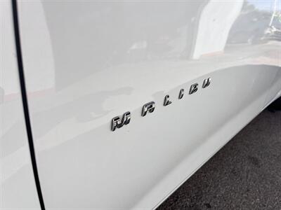 2019 Chevrolet Malibu LT   - Photo 3 - Tucson, AZ 85711