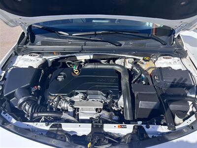 2019 Chevrolet Malibu LT   - Photo 12 - Tucson, AZ 85711