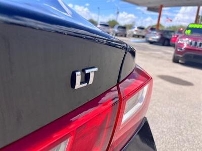 2016 Chevrolet Malibu LT   - Photo 8 - Tucson, AZ 85711