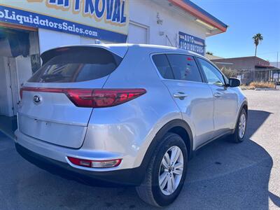 2018 Kia Sportage LX   - Photo 8 - Tucson, AZ 85711