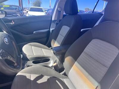 2016 Kia Forte5 LX   - Photo 5 - Tucson, AZ 85711