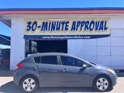 2016 Kia Forte5 LX   - Photo 1 - Tucson, AZ 85711