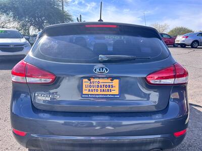 2016 Kia Forte5 LX   - Photo 6 - Tucson, AZ 85710