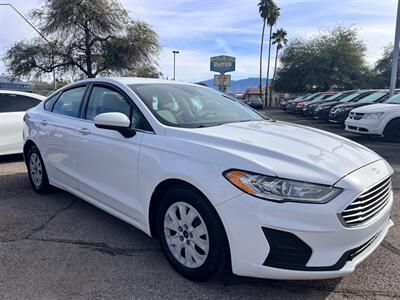 2019 Ford Fusion S   - Photo 4 - Tucson, AZ 85710
