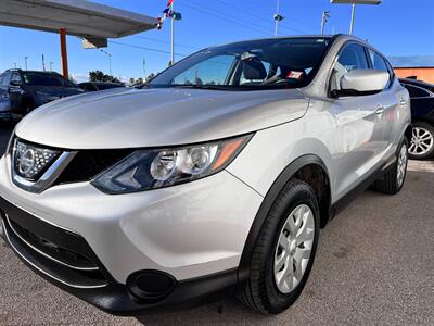 2018 Nissan Rogue Sport S   - Photo 2 - Tucson, AZ 85711