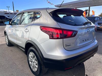 2018 Nissan Rogue Sport S   - Photo 3 - Tucson, AZ 85711