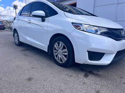 2015 Honda Fit LX   - Photo 4 - Tucson, AZ 85711