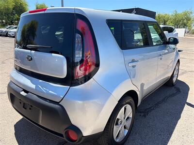2015 Kia Soul LX   - Photo 2 - Tucson, AZ 85710