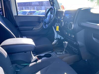 2015 Jeep Wrangler Unlimited Sport   - Photo 11 - Tucson, AZ 85710