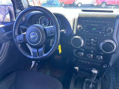2015 Jeep Wrangler Unlimited Sport   - Photo 10 - Tucson, AZ 85710