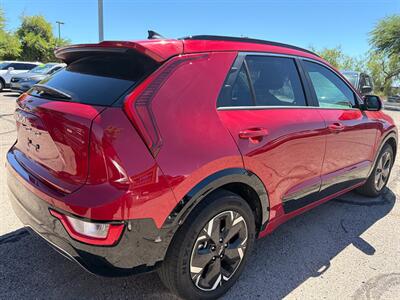 2023 Kia Niro EV Wind   - Photo 6 - Tucson, AZ 85710