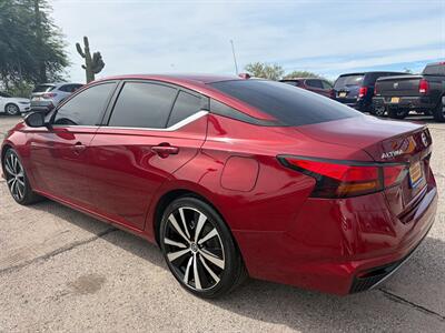2022 Nissan Altima 2.5 SR   - Photo 3 - Tucson, AZ 85710