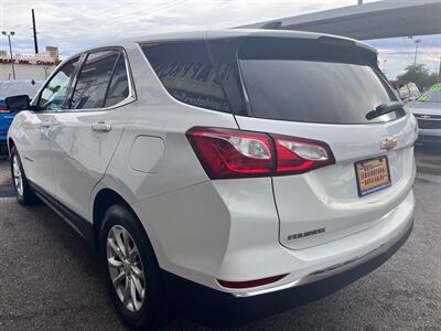 2018 Chevrolet Equinox LT   - Photo 2 - Tucson, AZ 85711