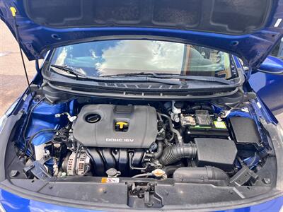 2018 Kia Forte LX   - Photo 13 - Tucson, AZ 85711
