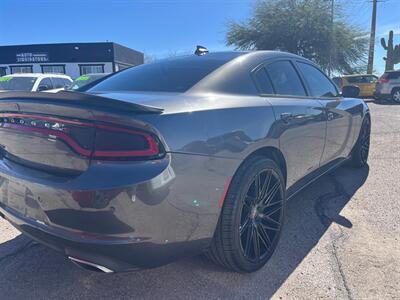 2018 Dodge Charger SXT Plus   - Photo 6 - Tucson, AZ 85710