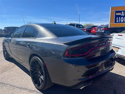2018 Dodge Charger SXT Plus   - Photo 2 - Tucson, AZ 85710