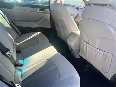 2015 Hyundai SONATA SE   - Photo 6 - Tucson, AZ 85710