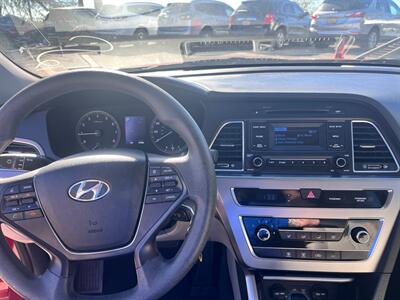 2015 Hyundai SONATA SE   - Photo 7 - Tucson, AZ 85710