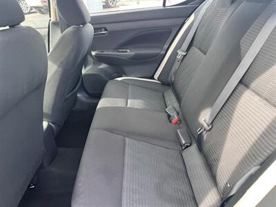 2021 Nissan Versa SV   - Photo 10 - Tucson, AZ 85710