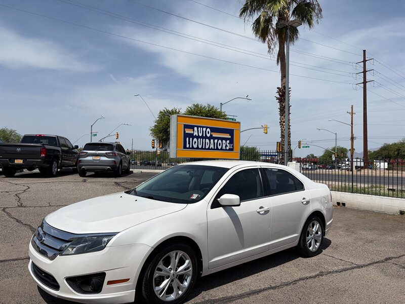 2012 Ford Fusion SE   - Photo 1 - Tucson, AZ 85710