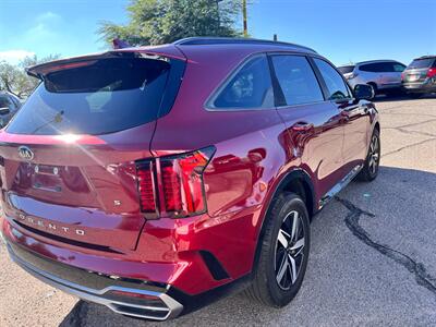 2021 Kia Sorento S   - Photo 3 - Tucson, AZ 85710
