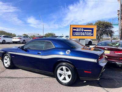 2014 Dodge Challenger SXT Plus   - Photo 2 - Tucson, AZ 85710