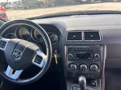 2014 Dodge Challenger SXT Plus   - Photo 13 - Tucson, AZ 85710