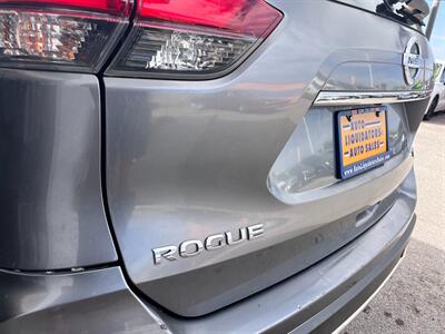 2019 Nissan Rogue S   - Photo 4 - Tucson, AZ 85711