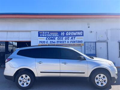 2015 Chevrolet Traverse LS   - Photo 1 - Tucson, AZ 85711