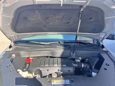 2015 Chevrolet Traverse LS   - Photo 11 - Tucson, AZ 85711