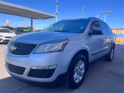 2015 Chevrolet Traverse LS   - Photo 4 - Tucson, AZ 85711