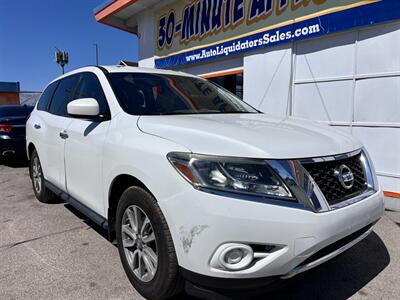 2014 Nissan Pathfinder S   - Photo 2 - Tucson, AZ 85711