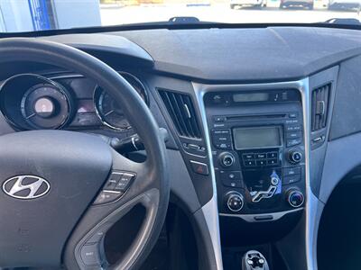 2013 Hyundai SONATA GLS   - Photo 10 - Tucson, AZ 85711