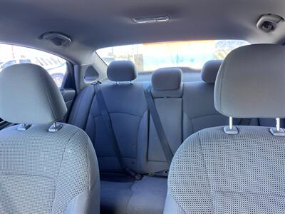 2013 Hyundai SONATA GLS   - Photo 9 - Tucson, AZ 85711