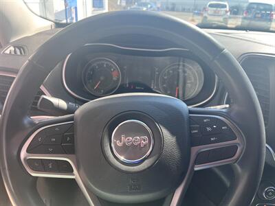 2020 Jeep Cherokee Latitude Plus   - Photo 7 - Tucson, AZ 85711