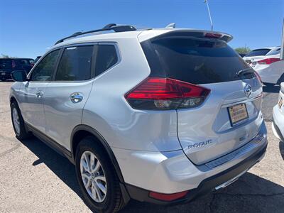 2017 Nissan Rogue SV   - Photo 5 - Tucson, AZ 85710