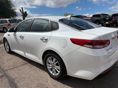 2016 Kia Optima LX   - Photo 3 - Tucson, AZ 85710