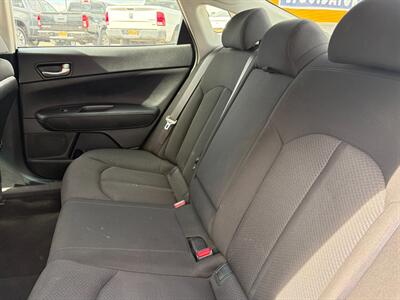 2016 Kia Optima LX   - Photo 7 - Tucson, AZ 85710