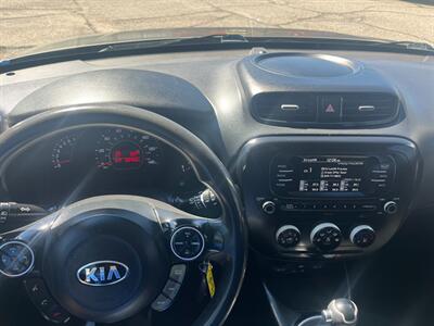2017 Kia Soul LX   - Photo 7 - Tucson, AZ 85710