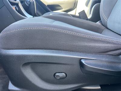 2019 Chevrolet Trax LS   - Photo 11 - Tucson, AZ 85711