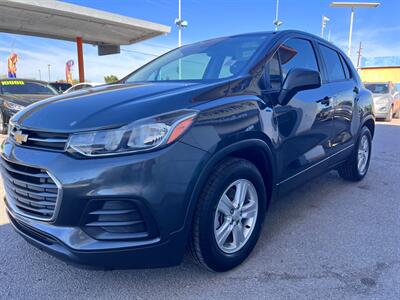 2019 Chevrolet Trax LS   - Photo 3 - Tucson, AZ 85711