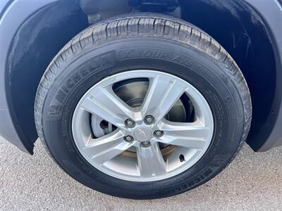 2019 Chevrolet Trax LS   - Photo 5 - Tucson, AZ 85711