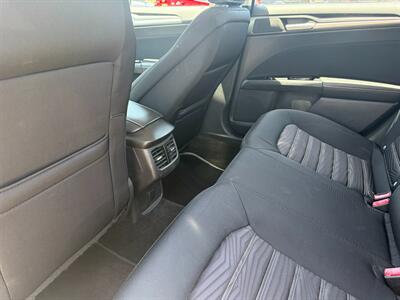 2016 Ford Fusion SE   - Photo 6 - Tucson, AZ 85710