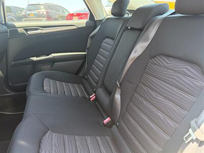 2016 Ford Fusion SE   - Photo 8 - Tucson, AZ 85710