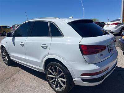 2018 Audi Q3 2.0T Premium   - Photo 2 - Tucson, AZ 85710