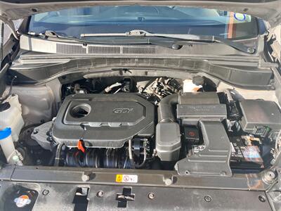 2018 Hyundai SANTA FE Sport 2.4L   - Photo 12 - Tucson, AZ 85711