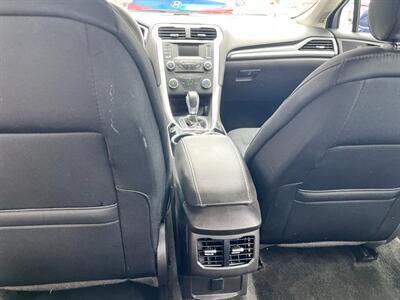 2016 Ford Fusion SE   - Photo 11 - Tucson, AZ 85711