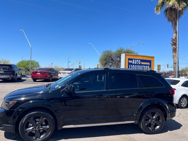 2020 Dodge Journey Crossroad   - Photo 1 - Tucson, AZ 85710