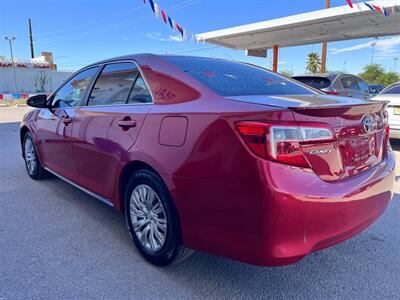 2013 Toyota Camry LE   - Photo 2 - Tucson, AZ 85711