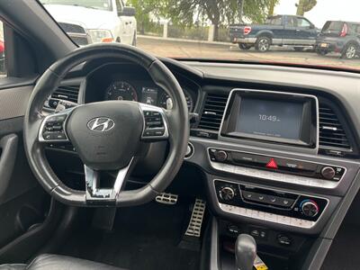 2018 Hyundai SONATA Sport   - Photo 9 - Tucson, AZ 85710